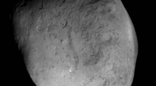 Sorvolo riuscito della cometa Tempel1 da parte di sonda NASA StardustNext