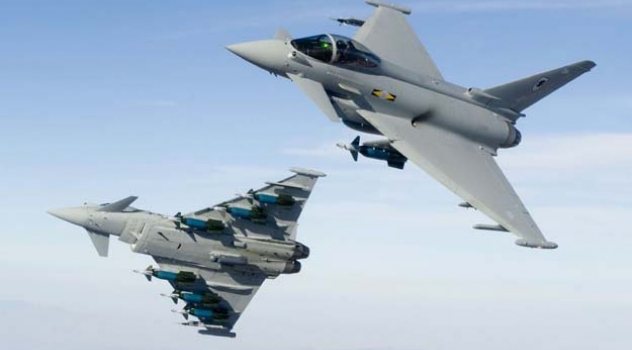 Eurofighter Typhoon e Dassault Rafale: ecco i contendenti rimasti per la gara MRCA