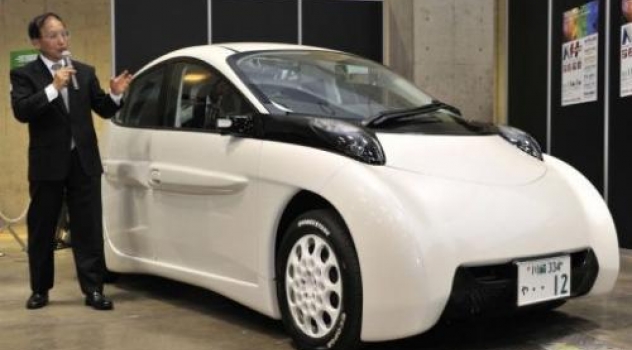 Auto elettrica giapponese raggiunge i 300 chilometri di autonomia